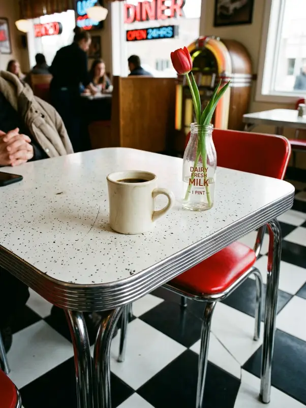 8 Vintage Breakfast Nook Ideas